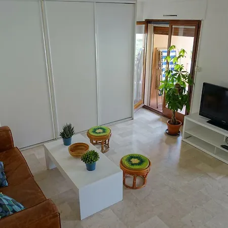 38m2 Avec Balcon En Plein Coeur De Ville Appartamento